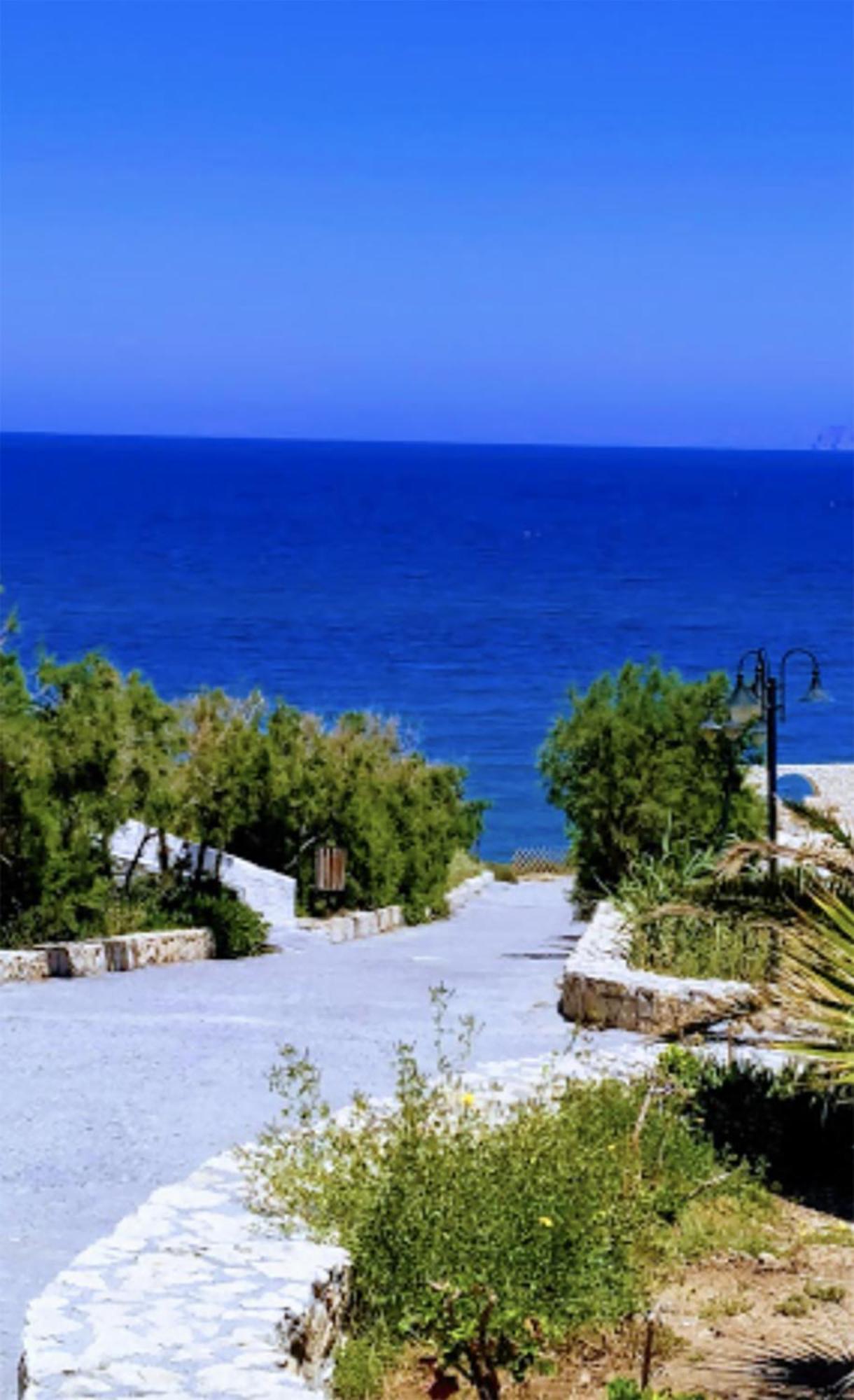 Lassion Golden Bay Szitía Kültér fotó